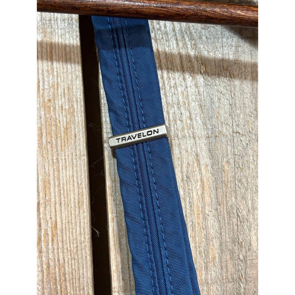 Travelon Anti-Theft Crossbody Bag Navy Blue Nylon RFID Blocking Floral Quilt - Picture 4 of 9